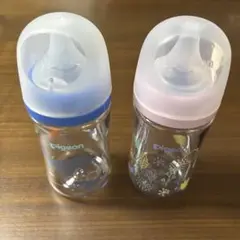 【ほぼ未使用】Pigeon 母乳実感 哺乳瓶 240ml 乳首サイズM