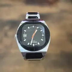 DIESEL スクエア型時計 10BAR