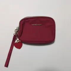 JILL STUART レッドポーチ ハートチャーム付き