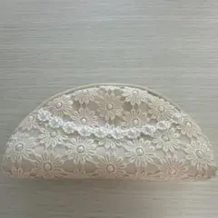 ami-bruggeホワイト花柄刺繍ポーチ