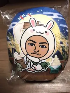 EXILE AKIRAミニクッション&缶バッジ＆メタルホルダー