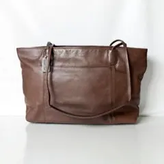 オールドコーチ　ブラウン　レザー　大容量　トートバッグ　肩掛け可能　A4可能