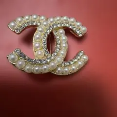 GUCCI パール ブローチ GG 箱＋保管袋＋リボン付き - メルカリ