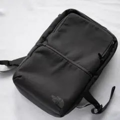 【美品】The North Face Shuttle Daypack Slim
