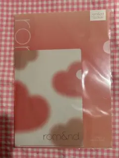 rom&nd ハート柄クリアファイル A4