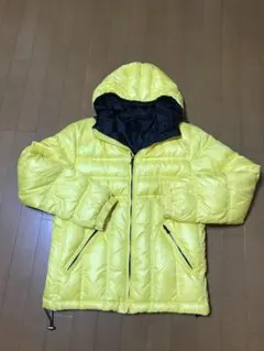 【美品】ユニクロ　プレミアムダウンジャケット　ブルゾン　イエロー　Lサイズ