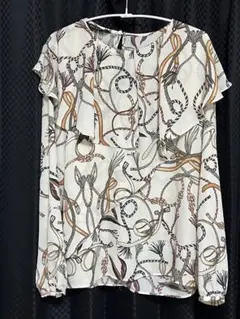 【ZARA BASIC】総柄ブラウス　レディース　サイズMEX28　Lサイズ相当のサムネイル