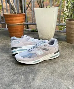 【新品未使用】【定価以下】New Balance 991 V2 27.5cmのサムネイル
