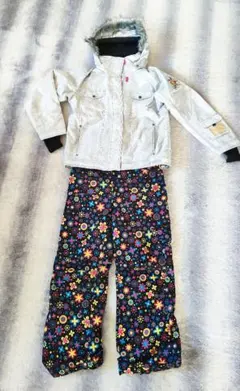 子ども用スキーウェアセット ホワイト/花柄