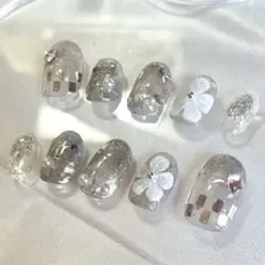 【ネイルチップ現品】クリアシルバー × 3Dフラワー キラキラ 10個セット
