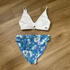 【美品】Roxy 水着 ビキニ サウナ 花柄 サーフィン ラッシュガード