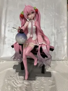 リペイント フィギュア AMP＋ 初音ミク 桜ミクドレスver. - メルカリ