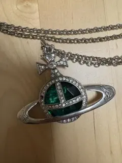 Vivienne Westwood 惑星モチーフネックレス