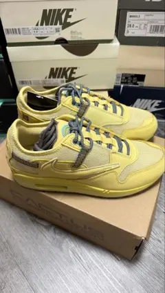 トラヴィススコット × ナイキ エアマックス1 