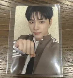 Item thumbnail for item 7497085c-9b5a-4ec3-8c51-1365813bc83e