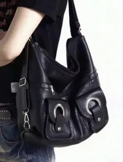 にゃん様専用　SHEIN 黒いレザー風ショルダーバッグ