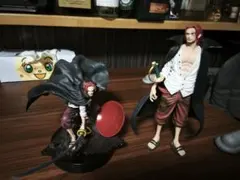 ワンピース　シャンクス　彩式　一番くじ　プライズフィギュア　セット売り