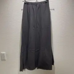 UNIQLOグレー フレアロングスカート