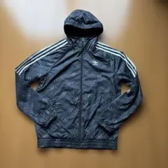 adidas originals ウインドブレーカー
