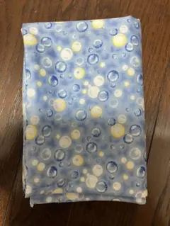 水玉模様のカットクロス