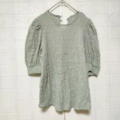 GU ジーユー (S)　シアサッカー ボリュームスリーブブラウス 5分袖