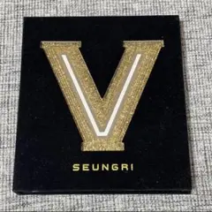BIGBANG VIソロ SEUNGRI 【 V.VIP 】韓国盤CD カード付 - メルカリ