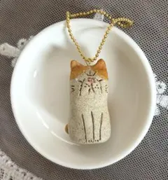 ブサカワ猫のキーホルダー♡