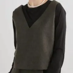 MADISONBLUE マディソンブルー　ベスト　V NECKのサムネイル