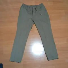 テーパードパンツ　BEAMS メンズ M