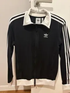adidas originalsトラックジャケット 黒/白