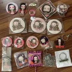 缶バッジ　鬼滅の刃　禰豆子　セット　ストラップ　ボールチェーン