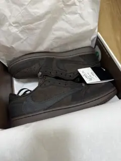 Travis Scott × Nike Air Jordan １Low 新品