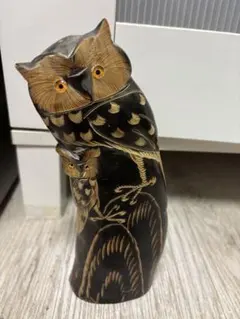 フクロウ（ふくろう梟）の置き物／水牛の角製のサムネイル