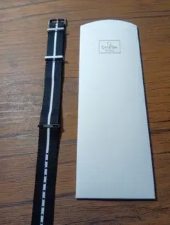 OMEGA 純正 NATO ストラップ ブラック＆ホワイト 19-20mm 美品 - メルカリ