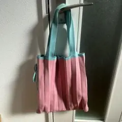 Item thumbnail for item 0ac351af-b34e-4db5-a7ad-8853b77e3597