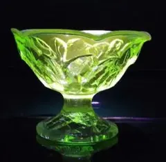 ビンテージウランガラス器(コンビネ-ション色) 2025年最新】ウランガラスの人気アイテム - メルカリ