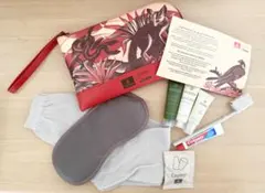 【新品未使用】エミレーツ航空 アメニティポーチ＆アメニティセット