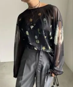 Ameri VINTAGE ヴィンテージプリント シアートップスのサムネイル