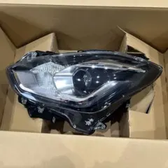 美品❗️スズキ純正　スイフト　ZCEDS等　左ヘッドライト 35300-69TA0 美品❗️スズキ純正 スイフト ZCEDS等 左ヘッドライト 35300-69TA0