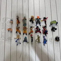 ドラゴンフィギュア　16体　大量　まとめ　セットのサムネイル