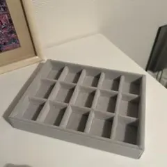 無印良品　アクセサリートレイ　ベロア内箱仕切り　格子のサムネイル