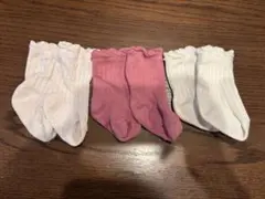 ベビー靴下 3足セット ホワイト ピンク フリル付き