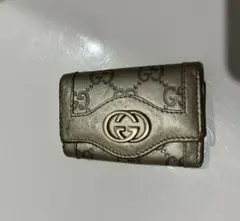 GUCCI ゴールド レザー キーケース