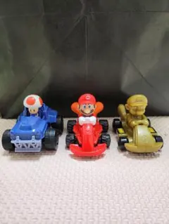 ハッピーセット　マリオカート　マリオ　キノピオ