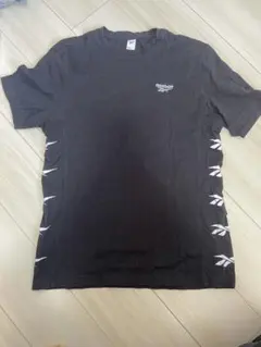 Reebok Tシャツ