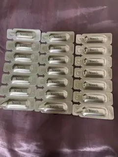 【Yunth】 薬用ホワイトニングエッセンスのサムネイル