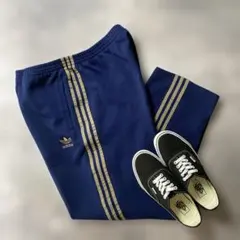 リザードン様専用 古着adidas紺トラックパンツ　オリジナルス【AA2】