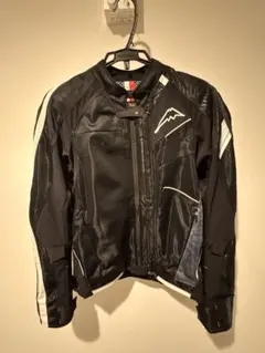 Item thumbnail for item fa8a9161-e825-4a59-a073-913b58bb5db1