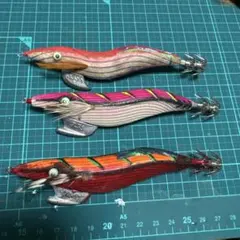 餌木猿3.5号スーパーシャロー1本。スクイッドクラフト跳躍3.5号2本セット。のサムネイル