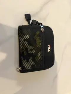 FILA 二つ折り財布 カモフラージュ柄 ブラック